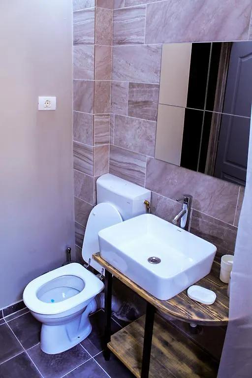 Hotel Cloud 9 Living Bucarest 2*,  Rumanía